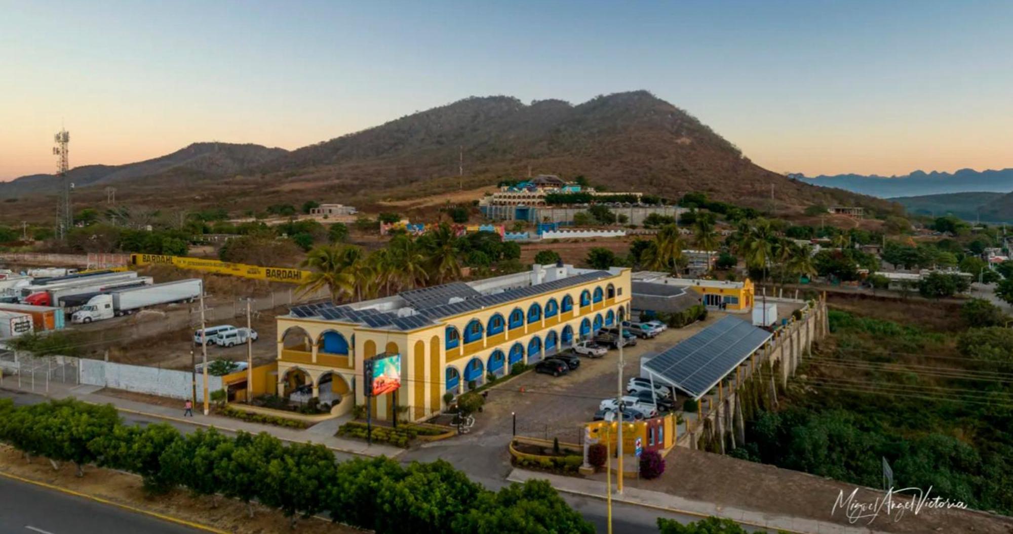 Hotel Yauco El Rosario Екстериор снимка